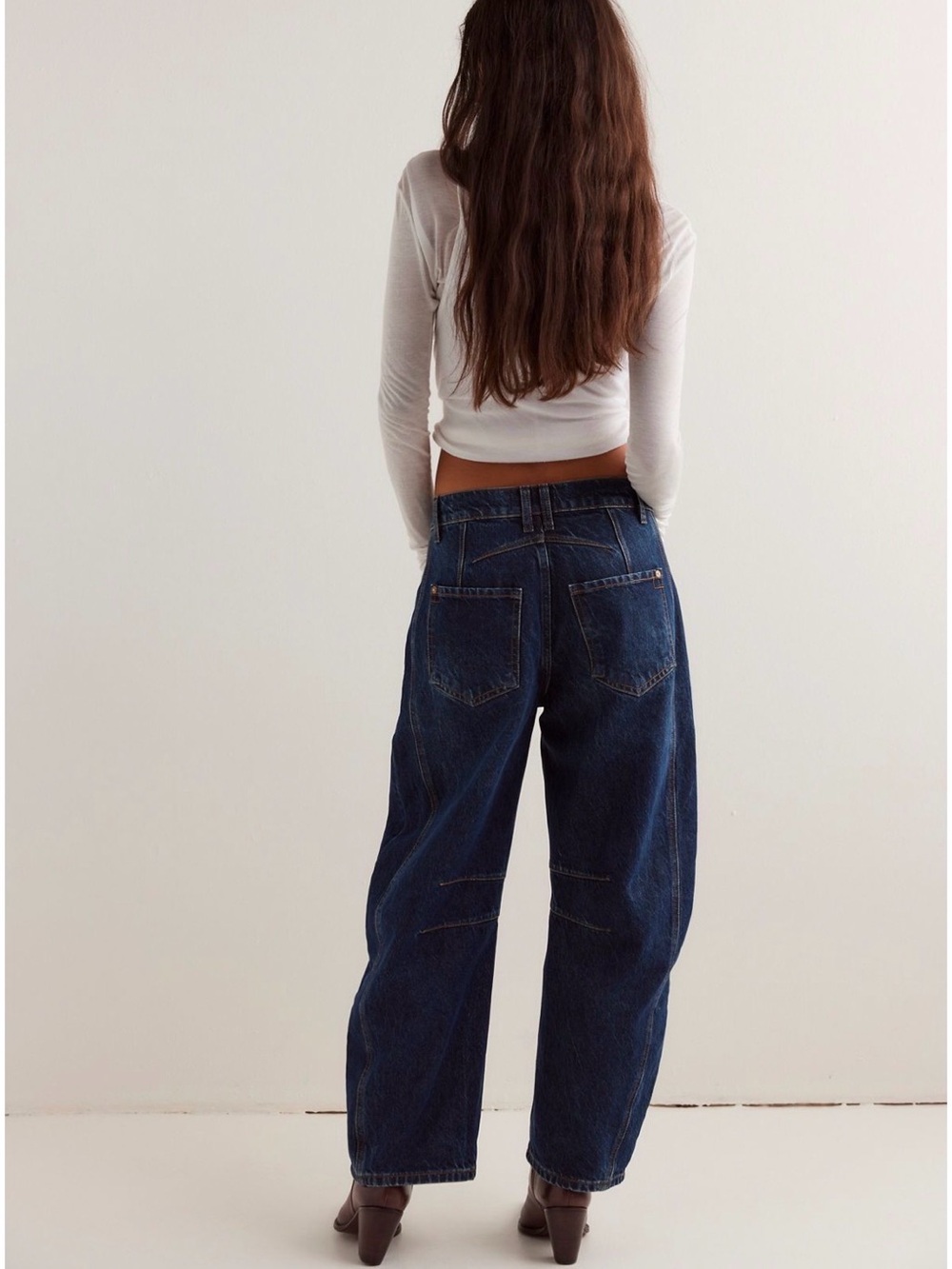 We The Free Good Luck Midrise Barrel Jean in deep end blue - Picture 2 of 9